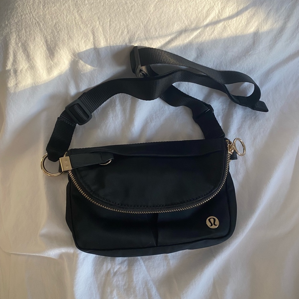 Lululemon All Night Festival Bag Micro
